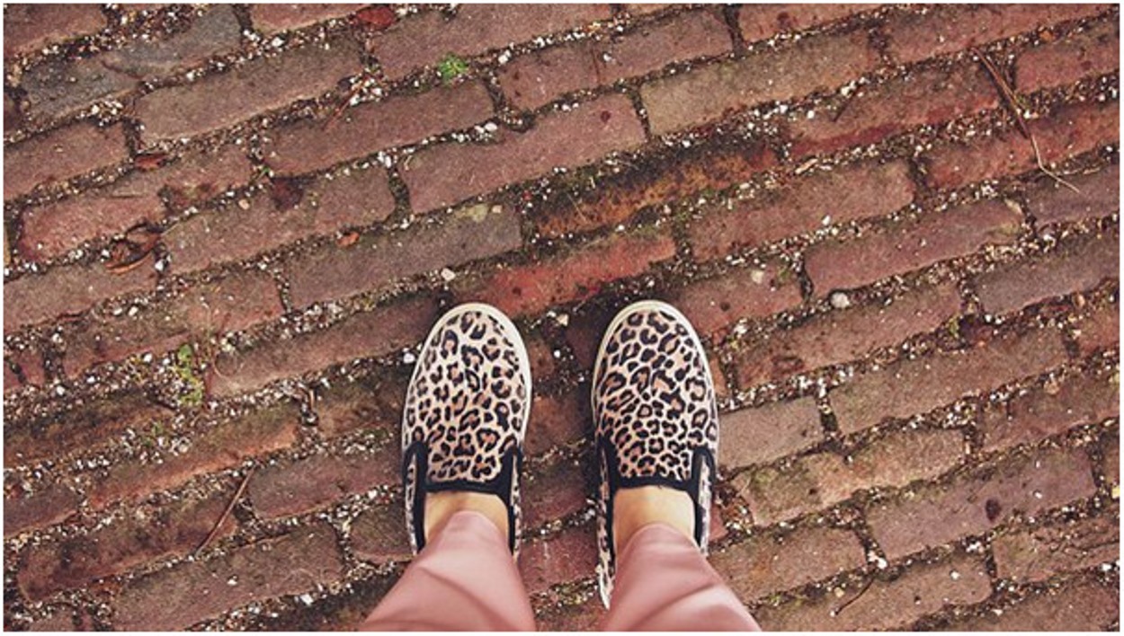 Zapatillas deportivas con estampado de leopardo