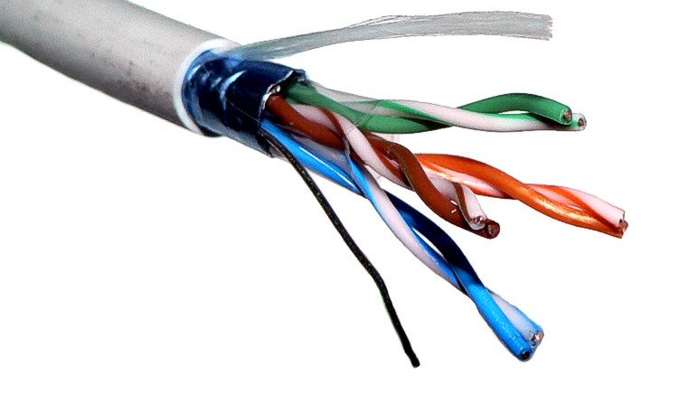 17 diferencias principales: cable de par trenzado, cable coaxial y cable de fibra óptica