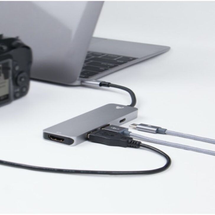 "Enchufado, descargando" frente a "Enchufado, sin cargar" (¿Qué está haciendo su Windows 10?) - Todas las diferencias