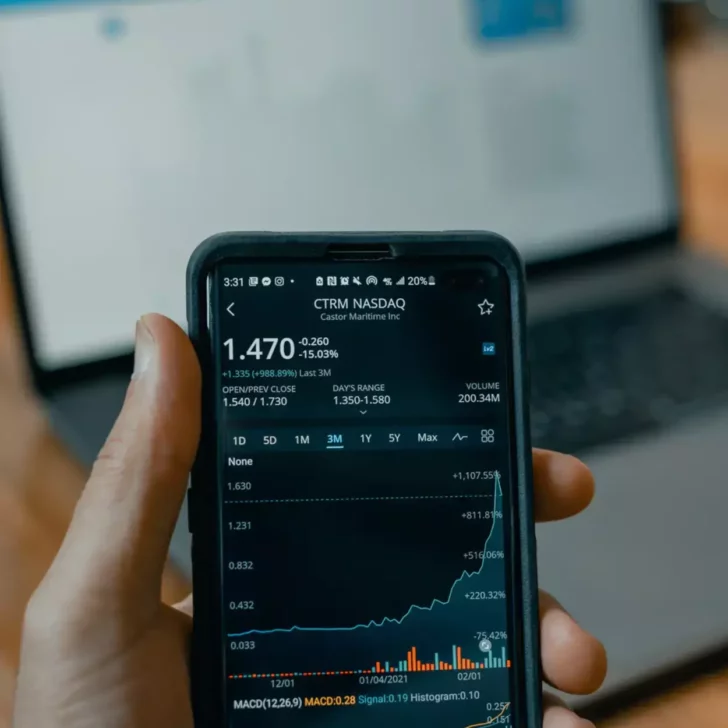 ¿Cuál es la diferencia entre d2y/dx2=(dydx)^2? (Explicado) – Todas las diferencias