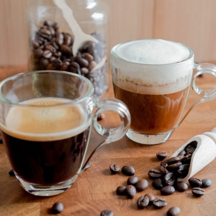¿Cuál es la diferencia entre un Caramel Latte y un Caramel Macchiato? – Todas las diferencias