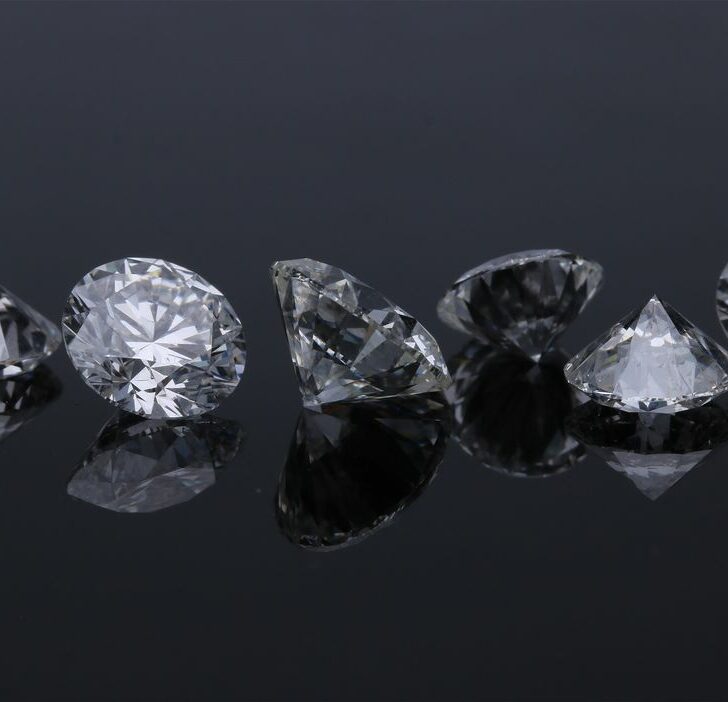 ¿Cuál es la diferencia entre brillo y reflejo? (Explicado) – Todas las diferencias