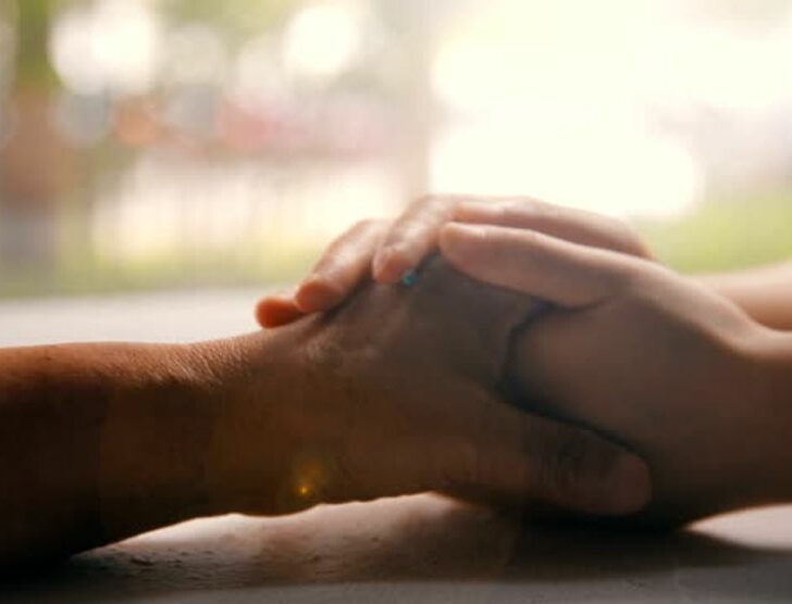 Puede "¿Cómo te va?" usarse de la misma manera que "¿Cómo estás?" ¿O hay alguna diferencia en su connotación?