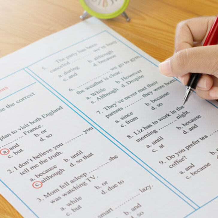 En todos los cargos vs. En todos los frentes (Las diferencias) – Todas las diferencias En todos los cargos vs. En todos los frentes (Las diferencias) – Todas las diferencias