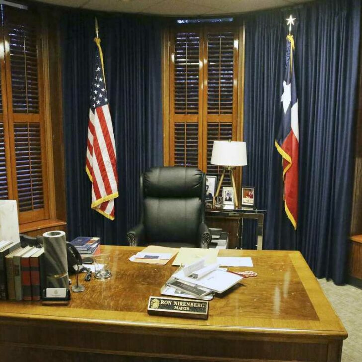 Las diferencias entre gobernador y alcalde (¡Sí, hay algunas!) – Todas las diferencias Las diferencias entre gobernador y alcalde (¡Sí, hay algunas!) – Todas las diferencias