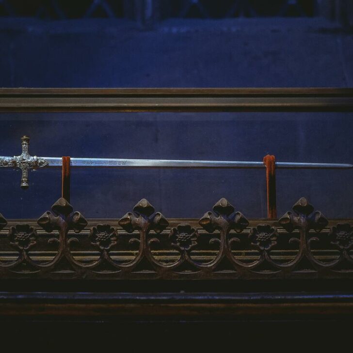 Falchion vs. Cimitarra (¿Hay alguna diferencia?) – Todas las diferencias