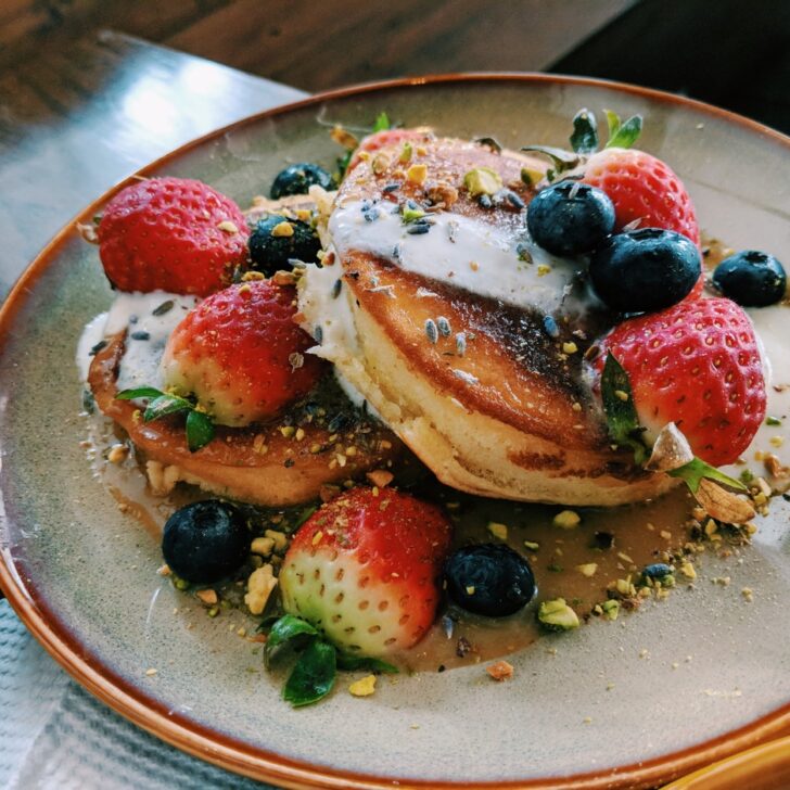 ¿Cuál es la diferencia entre panqueques y hotcakes? (Made Tasty) – Todas las diferencias