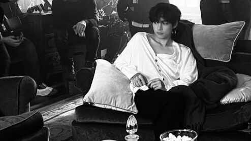 Canciones vs. Poemas (Comparación) – Todas las diferencias Canciones vs. Poemas (Comparación) – Todas las diferencias