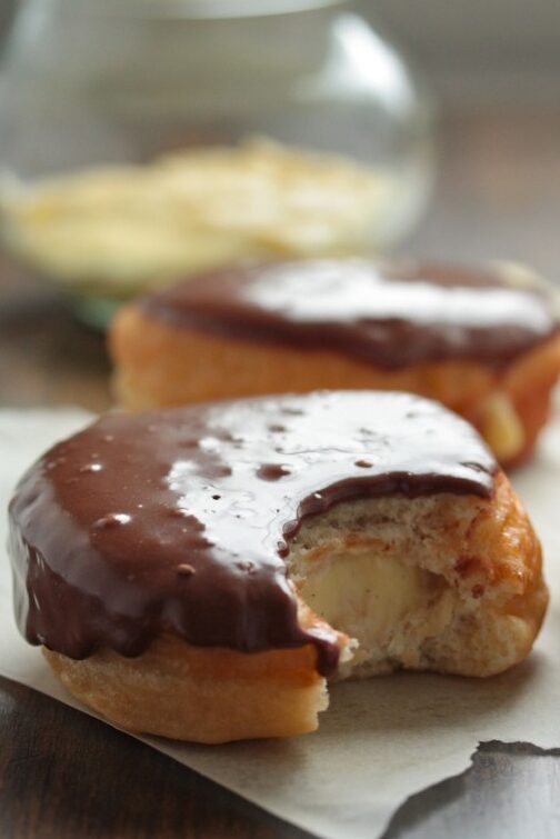 Rosquillas de crema Bavarian VS Boston (Dulce diferencia) – Todas las diferencias Rosquillas de crema Bavarian VS Boston (Dulce diferencia) – Todas las diferencias